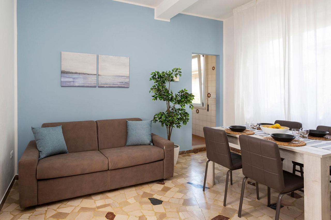 Appartamenti Villa Miramare Rimini Exteriör bild