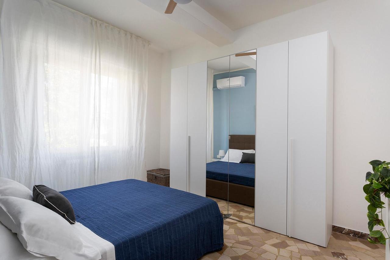 Appartamenti Villa Miramare Rimini Exteriör bild